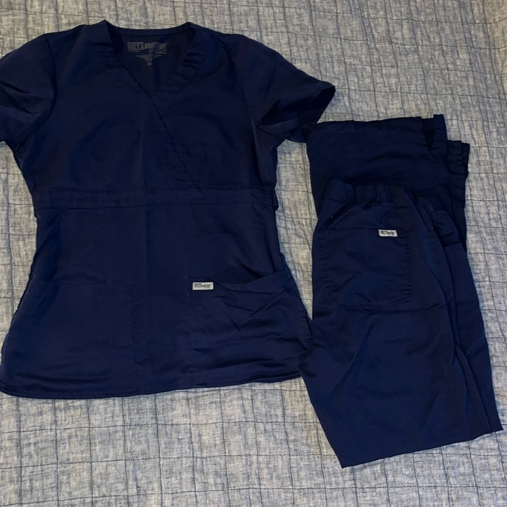 Greys anatomy navy scrub set
